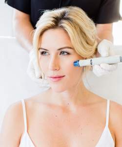 Hydrafacial demo